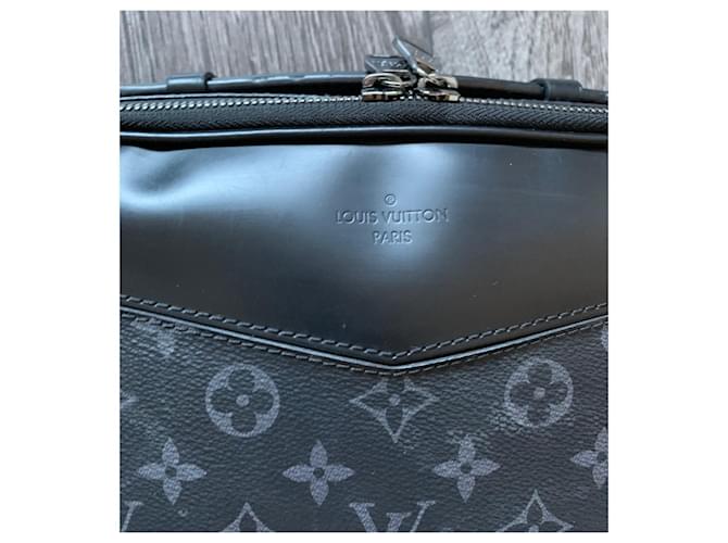 Louis Vuitton Gürteltasche Monogram Eclipse - Ansicht 3