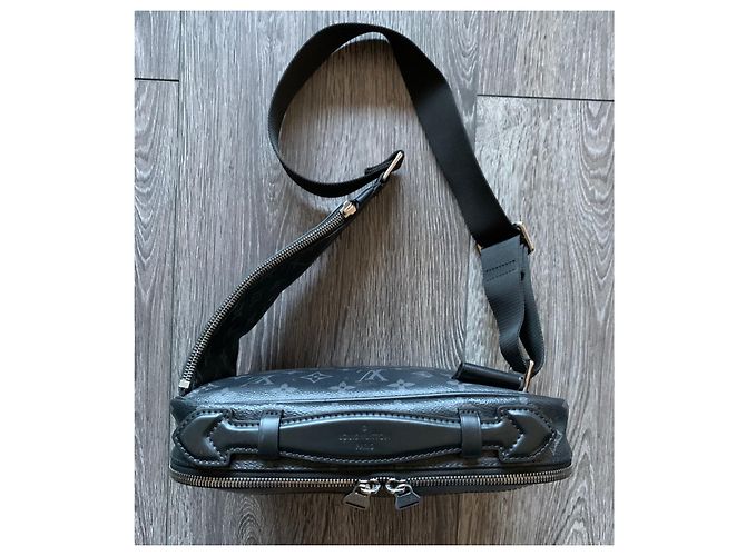 Louis Vuitton Gürteltasche Monogram Eclipse - Ansicht 5