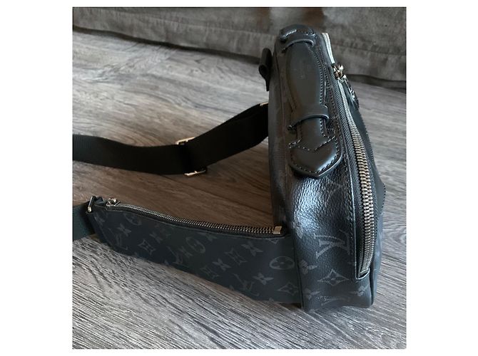 Louis Vuitton Gürteltasche Monogram Eclipse - Ansicht 9