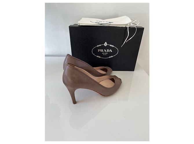 Prada grey open toe pumps leather size 38.5 - view 2