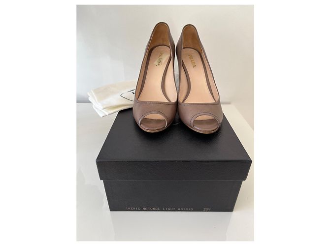 Prada grey open toe pumps leather size 38.5 - view 3