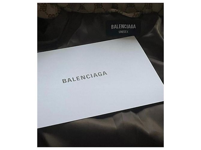 CHAQUETA DE PLUMAS GUCCI X BALENCIAGA Beige - vista 9