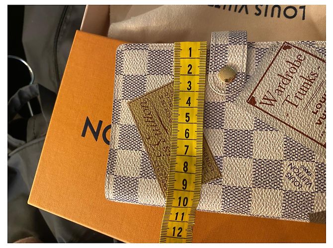 Louis Vuitton Endbox de piel beige - vista 5