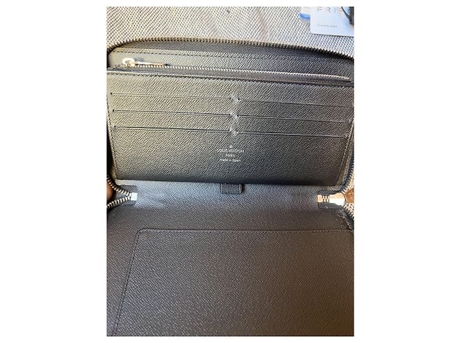 Louis Vuitton Zippy Organizer Damier Graphite Nero - vista 3