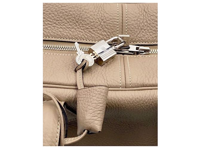 Borsa Hermès Victoria in pelle gris tourterelle PHW Grigio - vista 7