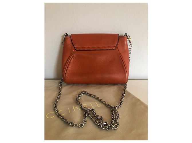 Autre Marque Borsa a Tracolla Coccinelle in Pelle Arancione con Catena - vista 5