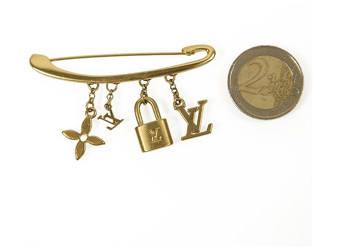 Lucchetto e chiave iconici Louis Vuitton con logo LV Charms con spilla da balia Gold hardware - vista 4