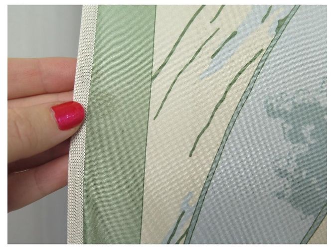 Omnibus Hermès JOGO DE LENÇO HERMES DE ÔNIBUS E BRANCO JERSEY QUADRADO DE SEDA 90 lenço Verde - vista 8