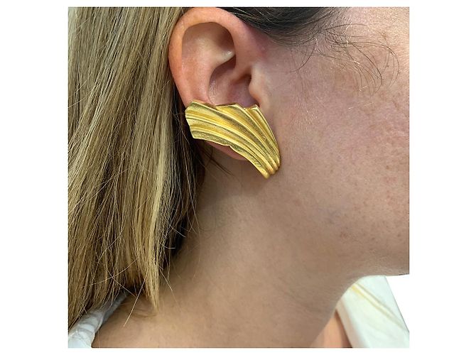 Orecchini Lalaounis "Draped" in oro giallo. - vista 5
