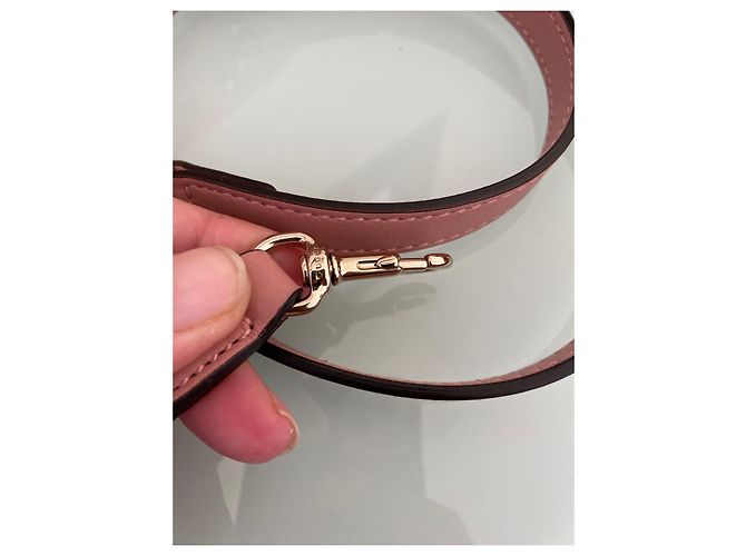 Borsa a mano Gucci MicroGuccisima in pelle rosa - vista 6