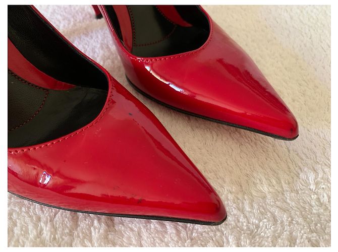 Gianfranco Ferre Vintage Décolleté GF Ferré vintage in vernice rossa - vista 10