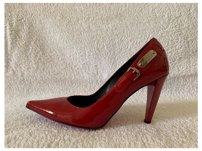 Gianfranco Ferre Vintage Décolleté GF Ferré vintage in vernice rossa - vista 2