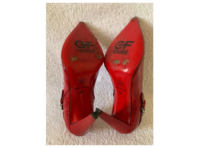 Gianfranco Ferre Vintage Décolleté GF Ferré vintage in vernice rossa - vista 5