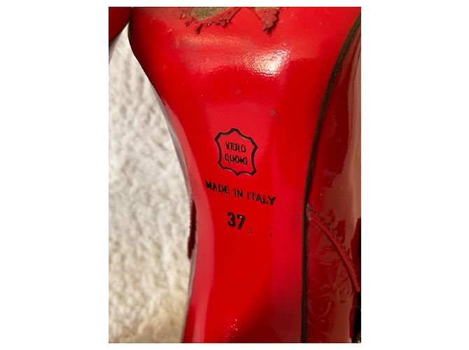 Gianfranco Ferre Vintage Décolleté GF Ferré vintage in vernice rossa - vista 6