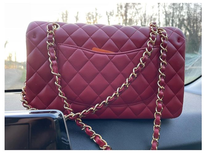 Chanel timeless red - view 3