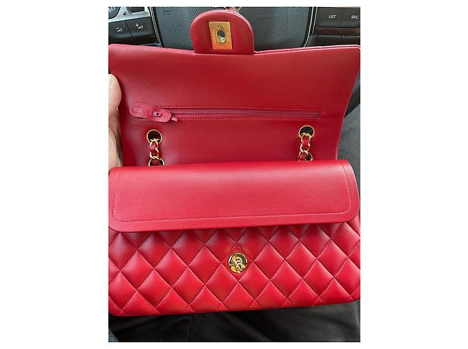 Chanel timeless red - view 4