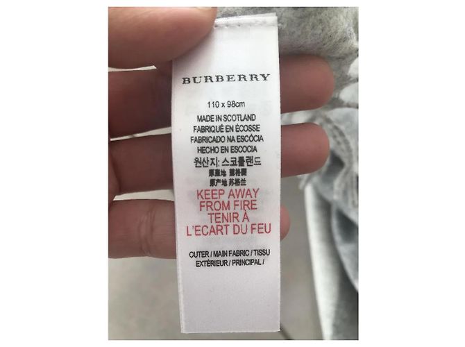 COPERTA COPERTA PONCHO BURBERRY CASHMERE NUOVO Grigio - vista 5