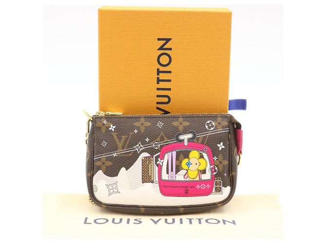LOUIS VUITTON Monogram Vivienne Mini Pochette Accessoires M68490 auth 27893 - vue 12