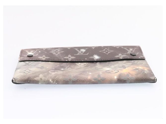 LOUIS VUITTON Astuccio triplo Galaxy Monogram grigio M44177 LV Aut 26554 - vista 16
