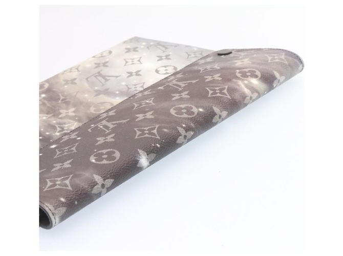 LOUIS VUITTON Astuccio triplo Galaxy Monogram grigio M44177 LV Aut 26554 - vista 4