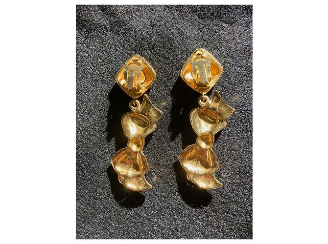 Orecchini a clip Chanel dorati in metallo D'oro - vista 2