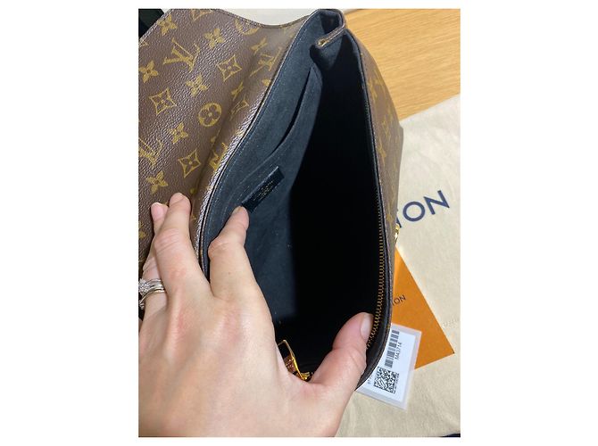 Saint Jacques Bolso Louis Vuitton Saint Placide de piel negra Negro - vista 5