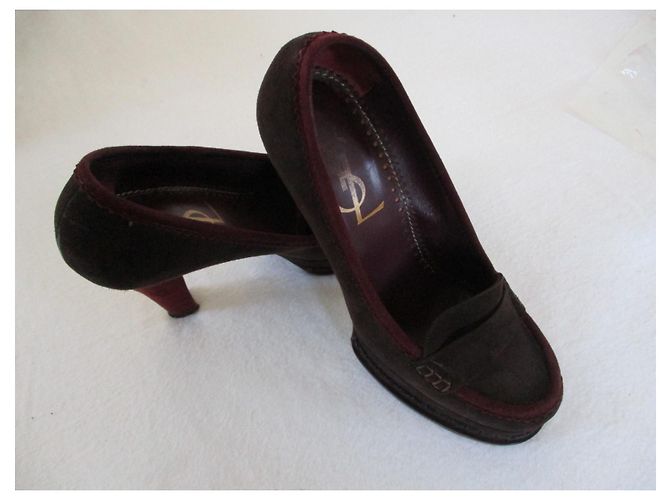 Yves Saint Laurent Mokassins mit Fersen, 37,5 IT. Schokolade - Ansicht 3