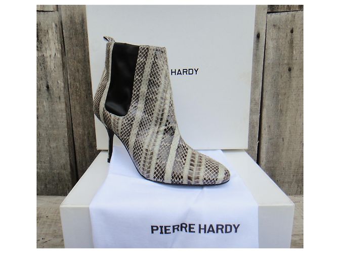 Pierre Hardy Piere Hardy botas en serpiente de agua nueva condición p 36 Gris - vista 2