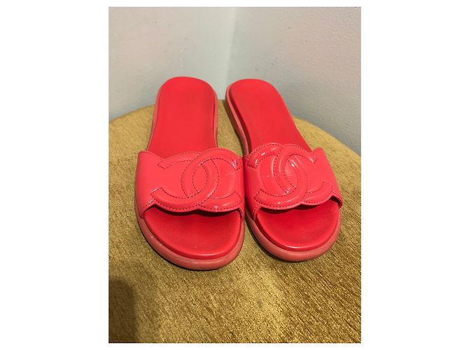 Chanel Maultiere Rot - Ansicht 2