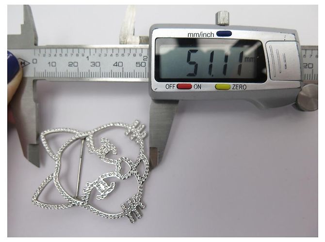 NEUE CHANEL CHAT CHOUPETTE SILBERNE STRASS BROSCHE + SAMMLERBOX NEUE BROSCHE - Ansicht 7