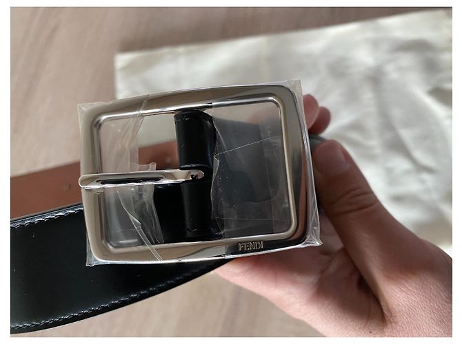 Nuova cintura fendi in pelle nera e argento 110cm Nero - vista 4