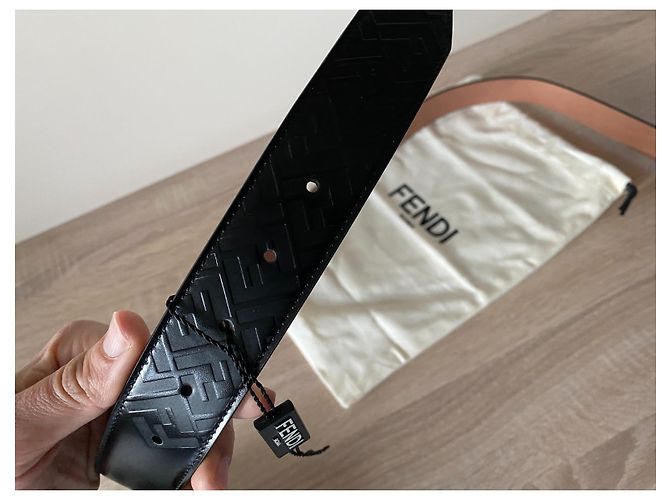 Nuova cintura fendi in pelle nera e argento 110cm Nero - vista 9