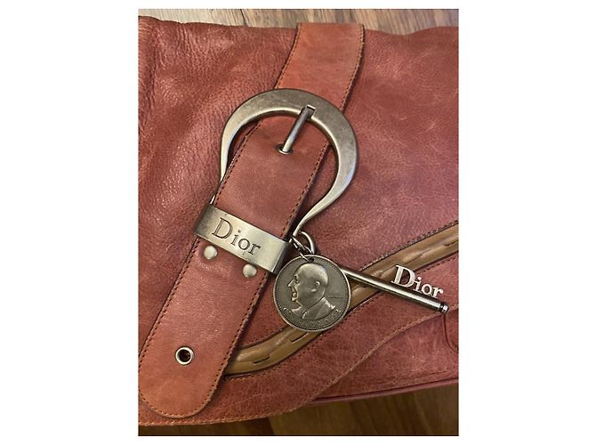 Gaucho Dior - vue 3