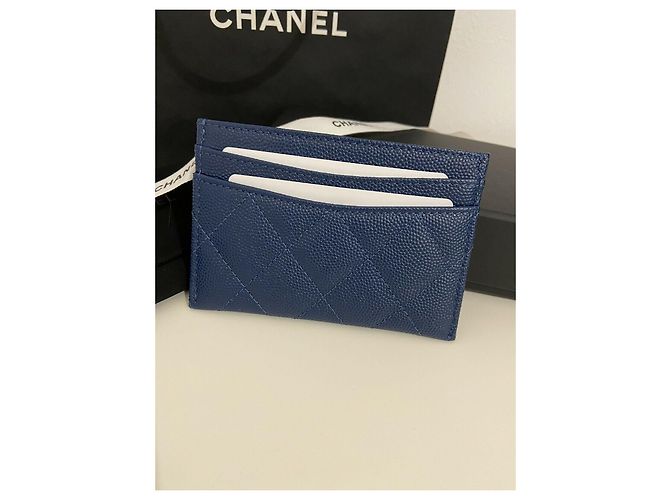 Chanel Tarjetero de piel caviar azul marino - vista 2