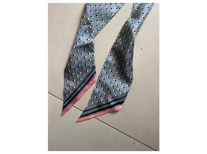 Cerchietto Louis Vuitton in seta grigio - vista 7