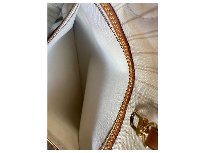 Louis Vuitton Neverfull Damier Azur GM Blu chiaro - vista 16
