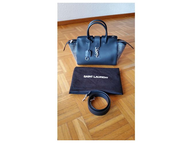 SAINT LAURENT CABAS B. BORSA IN PELLE CON BORCHIE Nero - vista 10