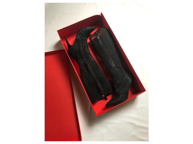 Valentino Garavani Schwarze Stiefel mit hohem Absatz von Valentino - Ansicht 4