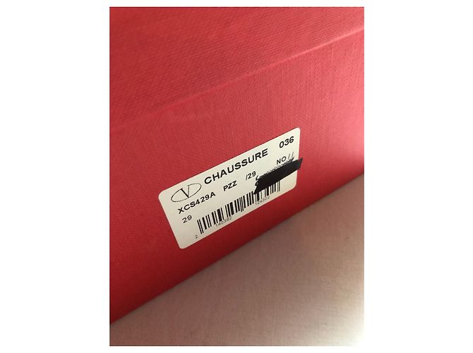 Valentino Garavani Schwarze Stiefel mit hohem Absatz von Valentino - Ansicht 7