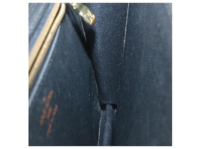 LOUIS VUITTON Pochette Epi Sellier Dragonne Nera M52612 LV Auth rz025 Nero - vista 10