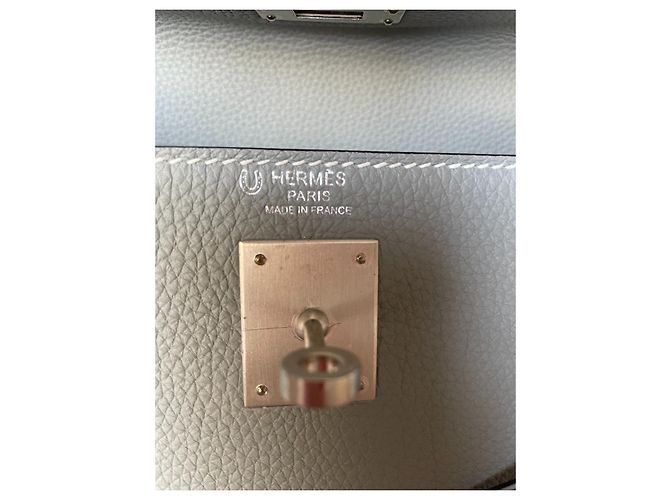 Hermès Kelly 32 sellaio Togo grigio gabbiano - vista 3