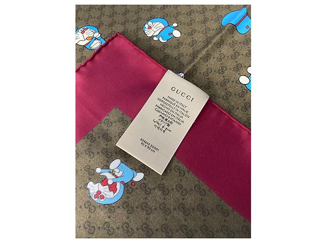 Bufanda Gucci x DORAEMON - vista 4