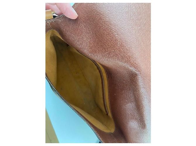 Louis Vuitton Musette Tango lungo M51388 Marrone - vista 7