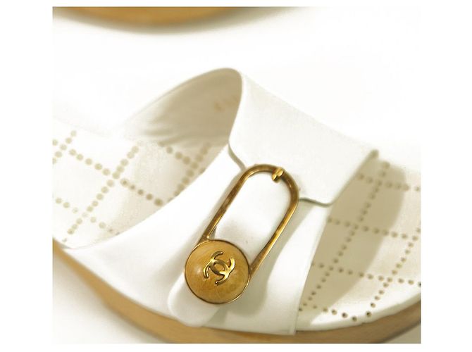 Chanel in pelle bianca con tacco largo, sandali, sandali, scarpe diapositive taglia 37 - vista 8