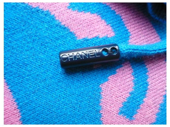 CHANEL Blaue und rosa Kaschmirpullover-Kollektion 2021 -T40 Mehrfarben - Ansicht 6