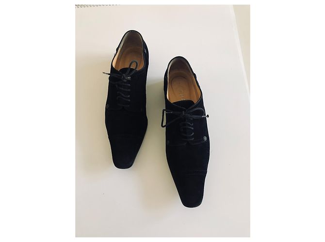 Chanel Chaussures en daim à lacets Noir - vue 11