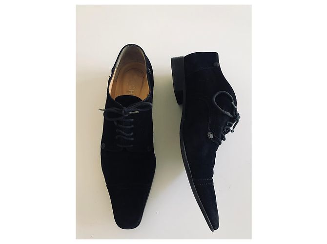Chanel Chaussures en daim à lacets Noir - vue 6