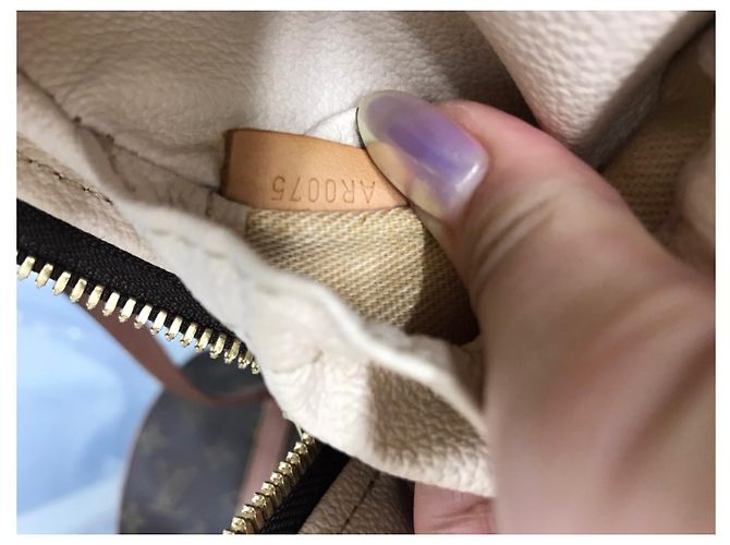 LOUIS VUITTON Borsa Spontini in tela con monogramma senza tracolla Marrone - vista 6