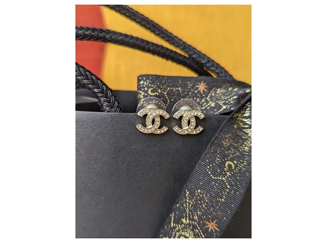 Chanel CC F16V Logo GHW Orecchini di cristallo classici senza tempo D'oro - vista 10