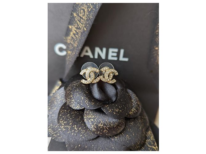 Chanel CC F16V Logo GHW Orecchini di cristallo classici senza tempo D'oro - vista 11